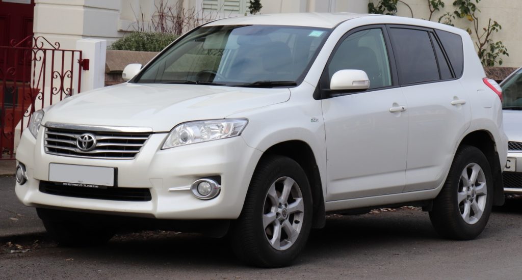 Hire a Toyota Rav4 in Uganda